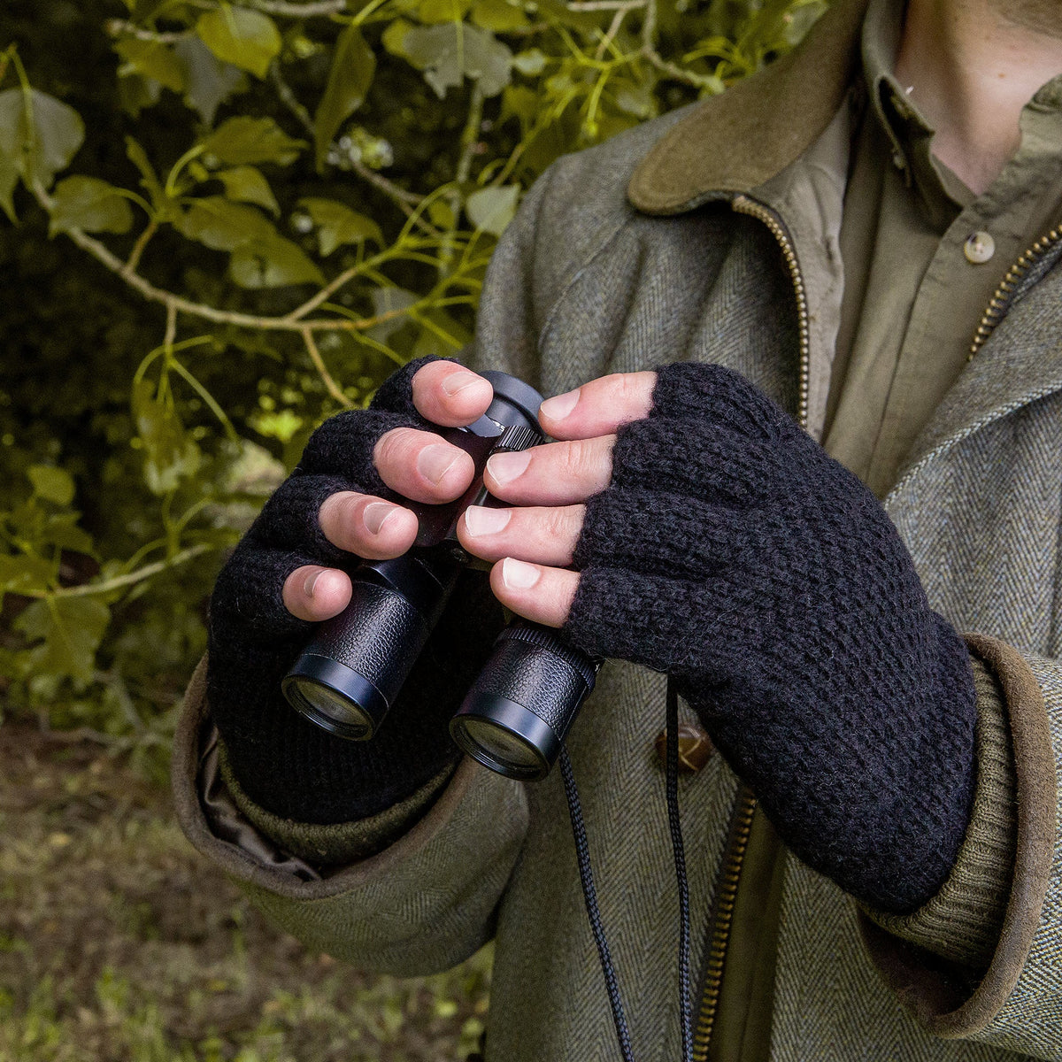 Dents Lanber Men's Black Knitted Fingerless Shooting Gloves